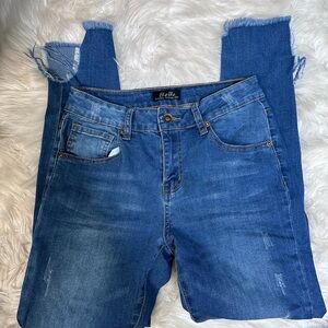 Raw hem blue Jeans nwt